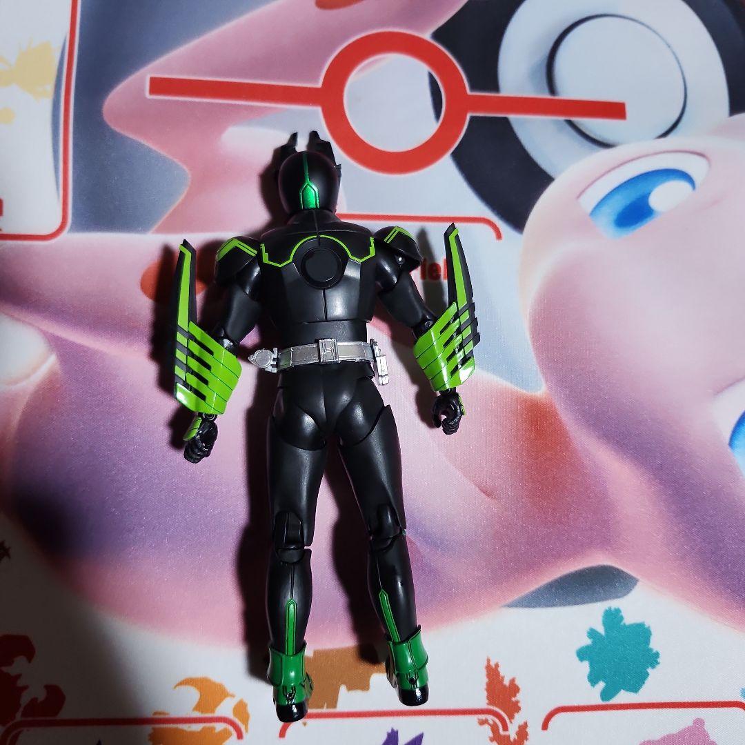 S.H.Figuarts(真骨頂製法) 仮面ライダーオーズ ガタキリバコンボ