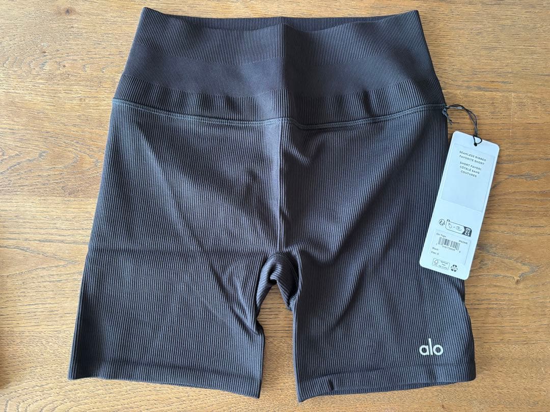 Alo Yoga 5’’seamless Ribbed Short新品未使用