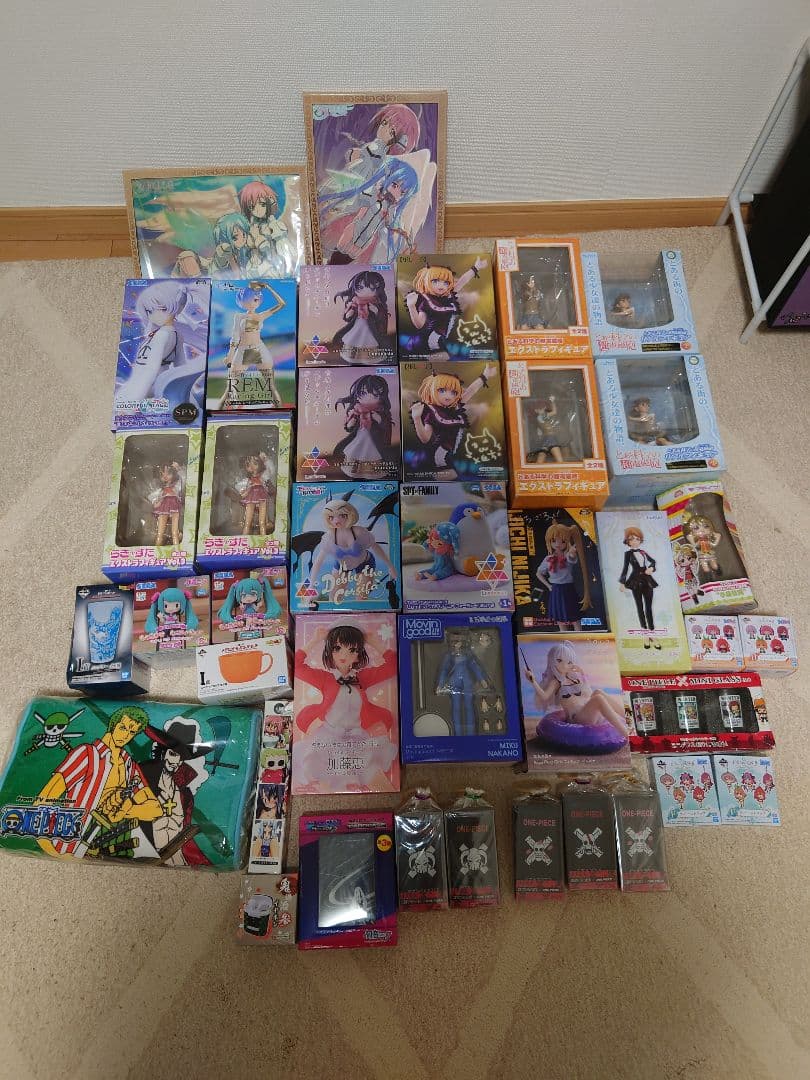 アニメグッズまとめ売り　40点