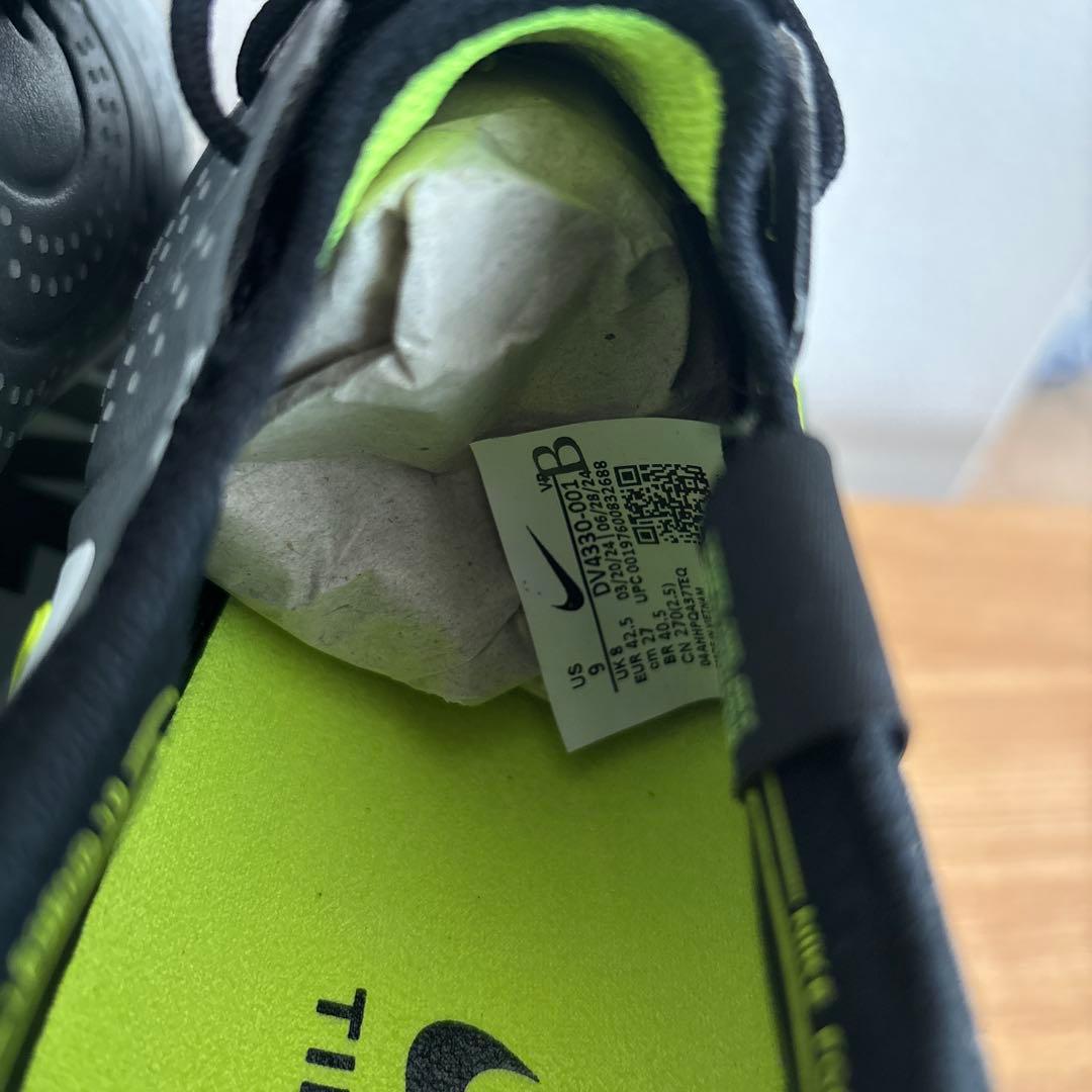 27cm　ナイキ　サッカー　スパイク　ティエンポ レジェンド 　DV4330