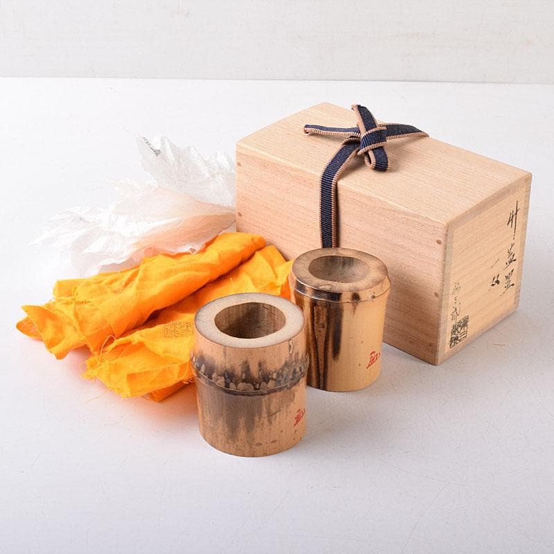 茶道具　弥三郎作　古竹　蓋置　一双　共布　書付極め箱　V　R8685