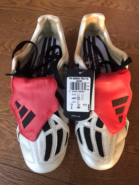 【廃盤・新品・未使用】プレデター　マニア　FG