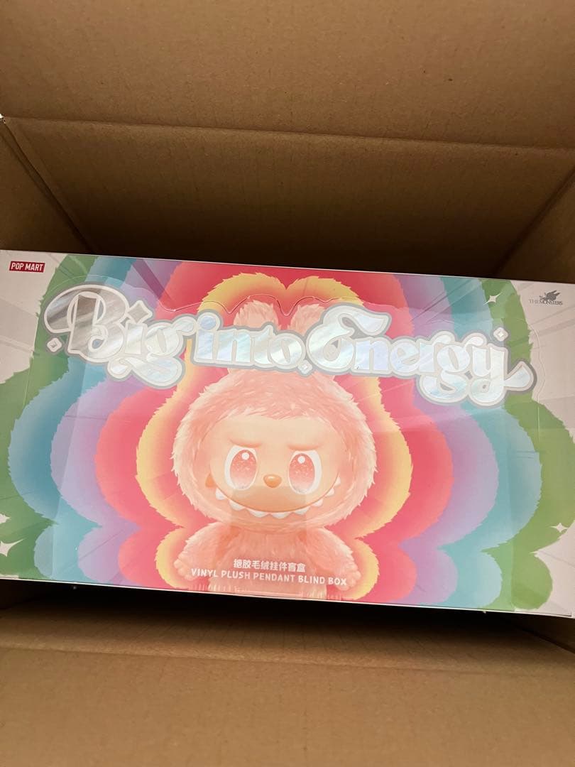 POP MART Labubu Big into Energy 1アソート