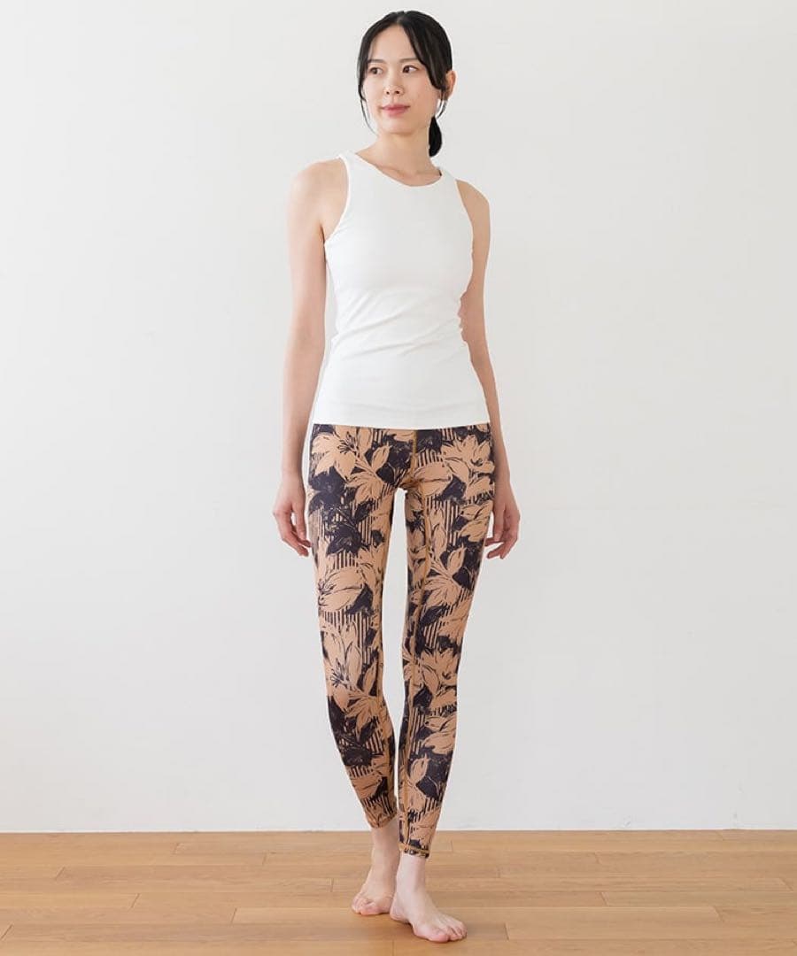 【SUKALA】タンクトップ＆レギンスセットアップ Lサイズ 新品