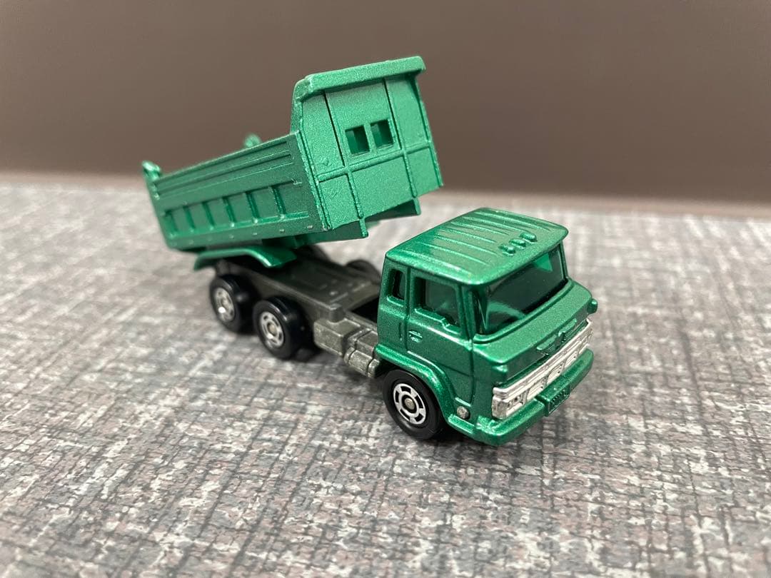 トミカ　日野　ダンプカー　52