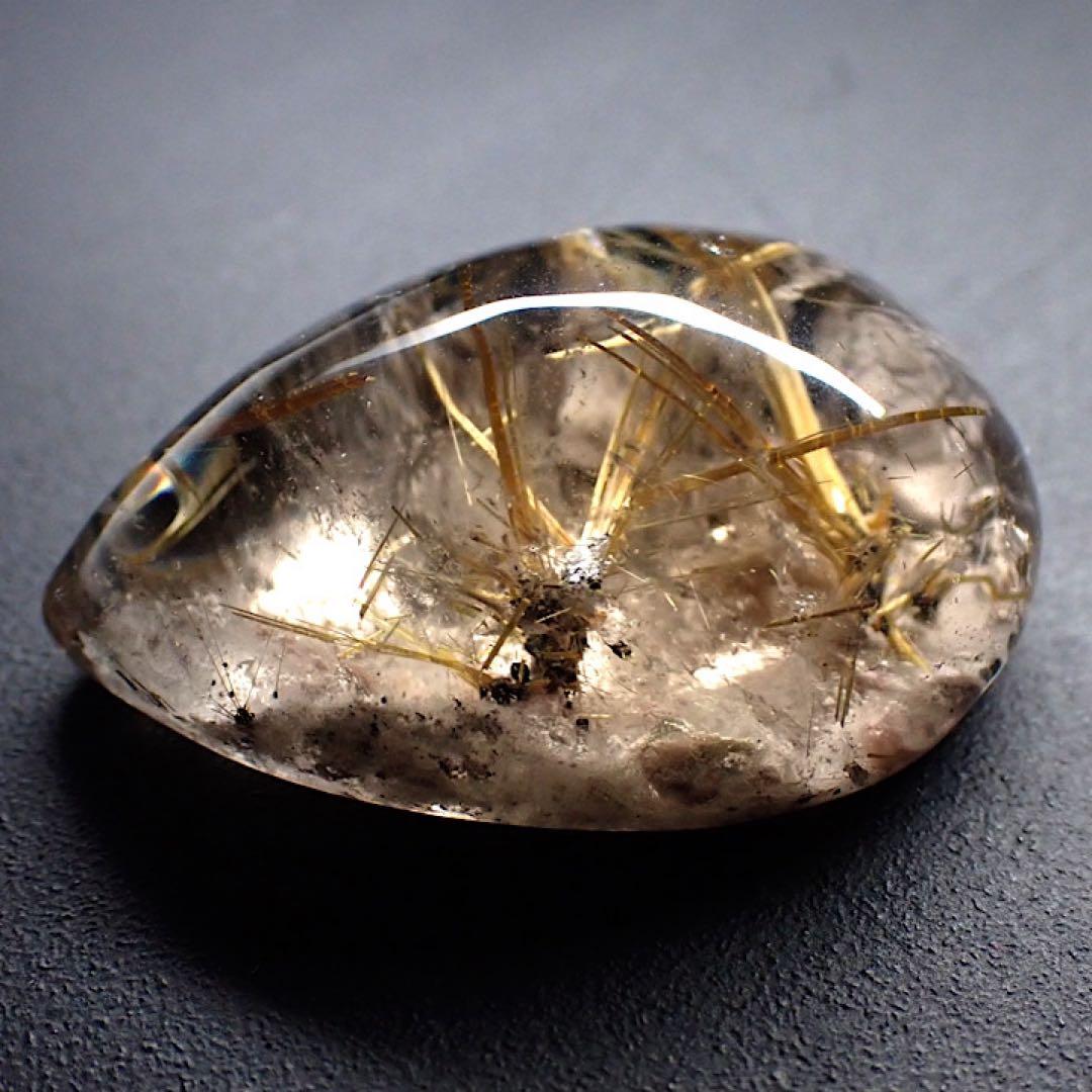 【ブラジル産】太陽放射ルチルクォーツ