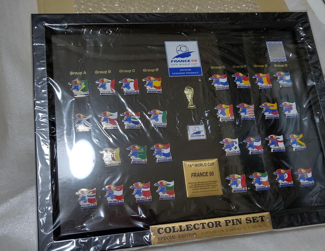 サッカービンズ記念額装 1998年フランス大会