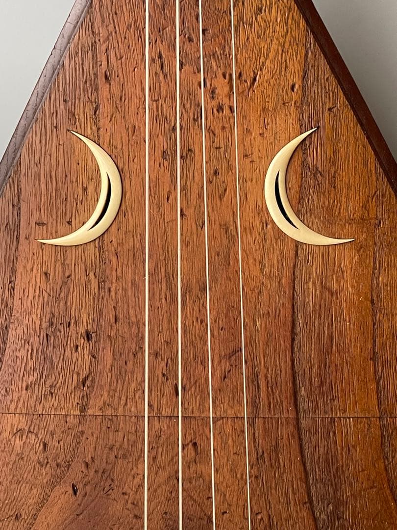 筑前琵琶　撥・架台付属