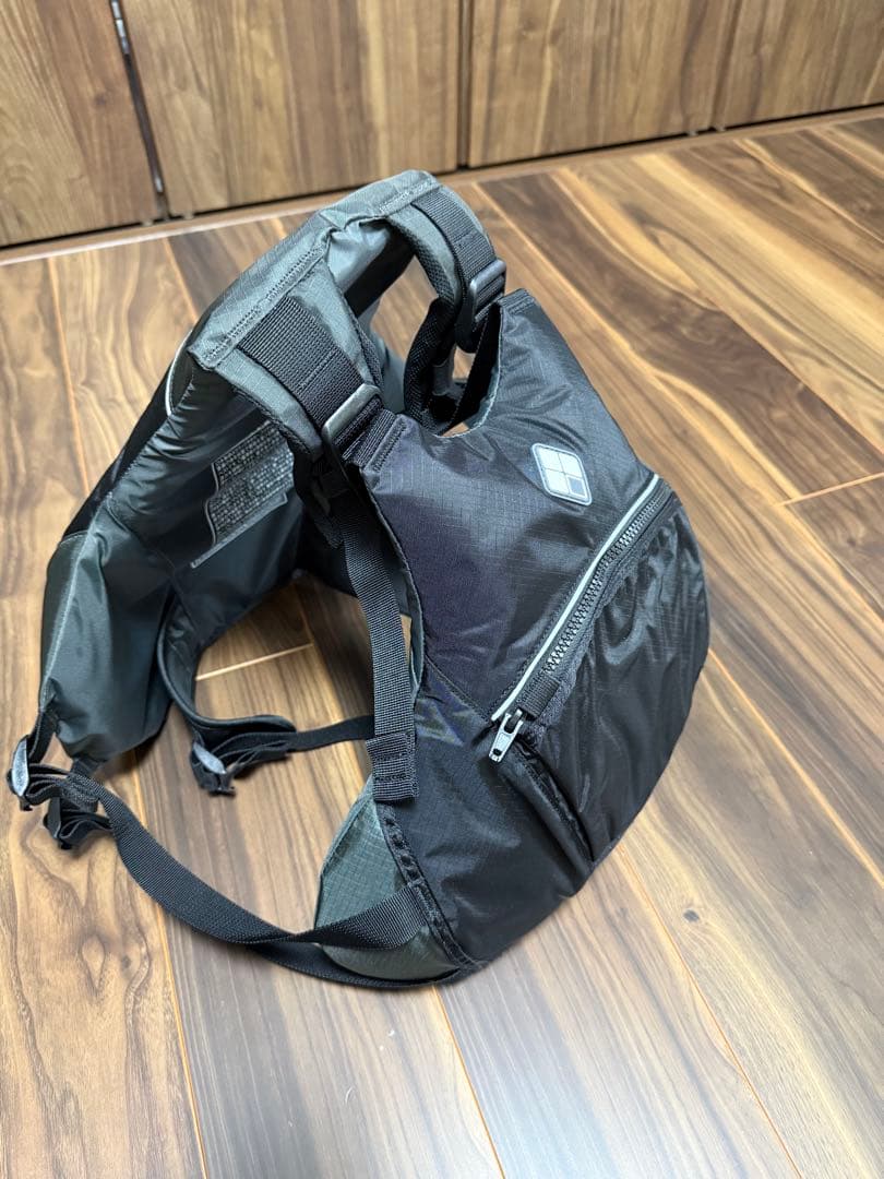 モンベル　アクアバット　ライフジャケット