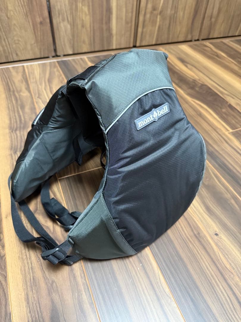 モンベル　アクアバット　ライフジャケット