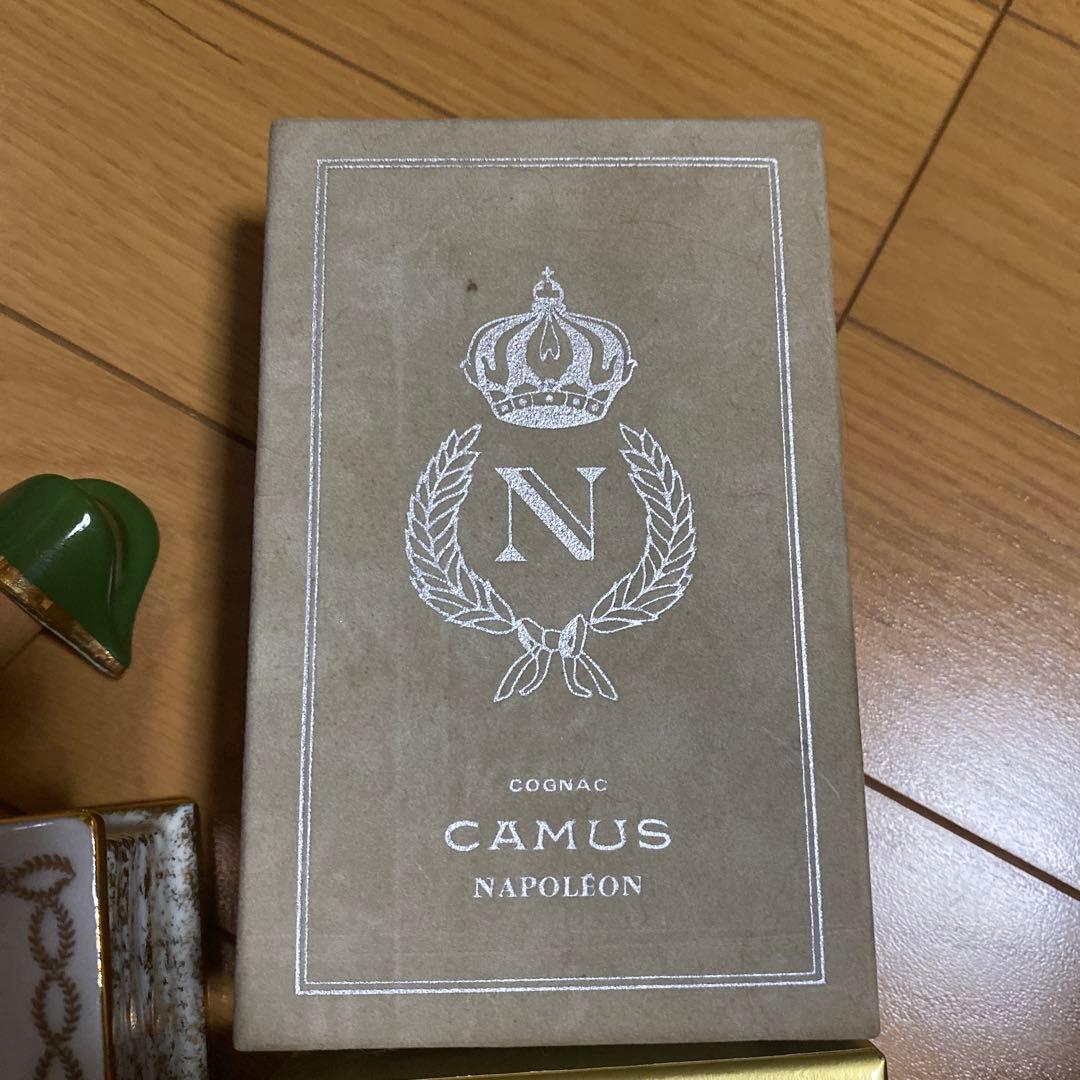 【未開封】CAMUS 　ナポレオンブック　白　陶器　シルバー　ホワイト