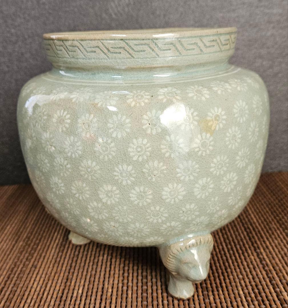 京　作　高麗青磁　三島　花三島　三獣脚　大香炉　李朝青磁　花三島　三島手