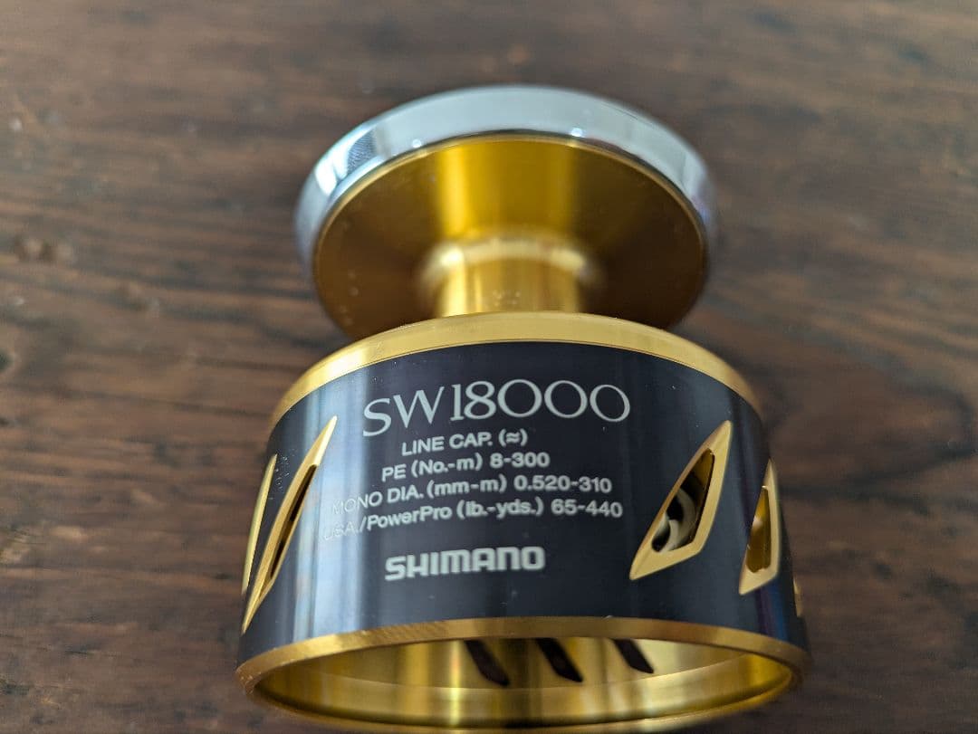 中古シマノ 13ステラ SW18000 純正スプール　 サンライン新品ライン付き