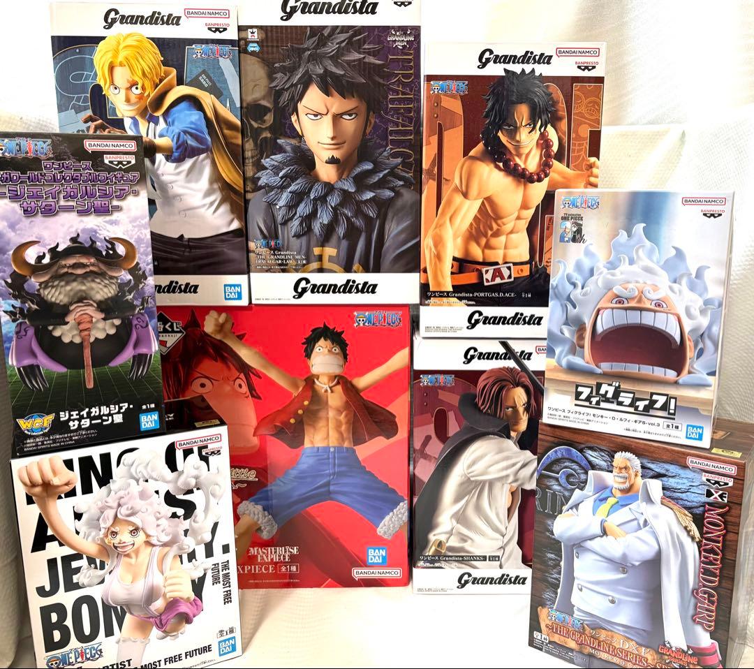 【新品】ワンピース　フィギュア　９点　まとめ売り