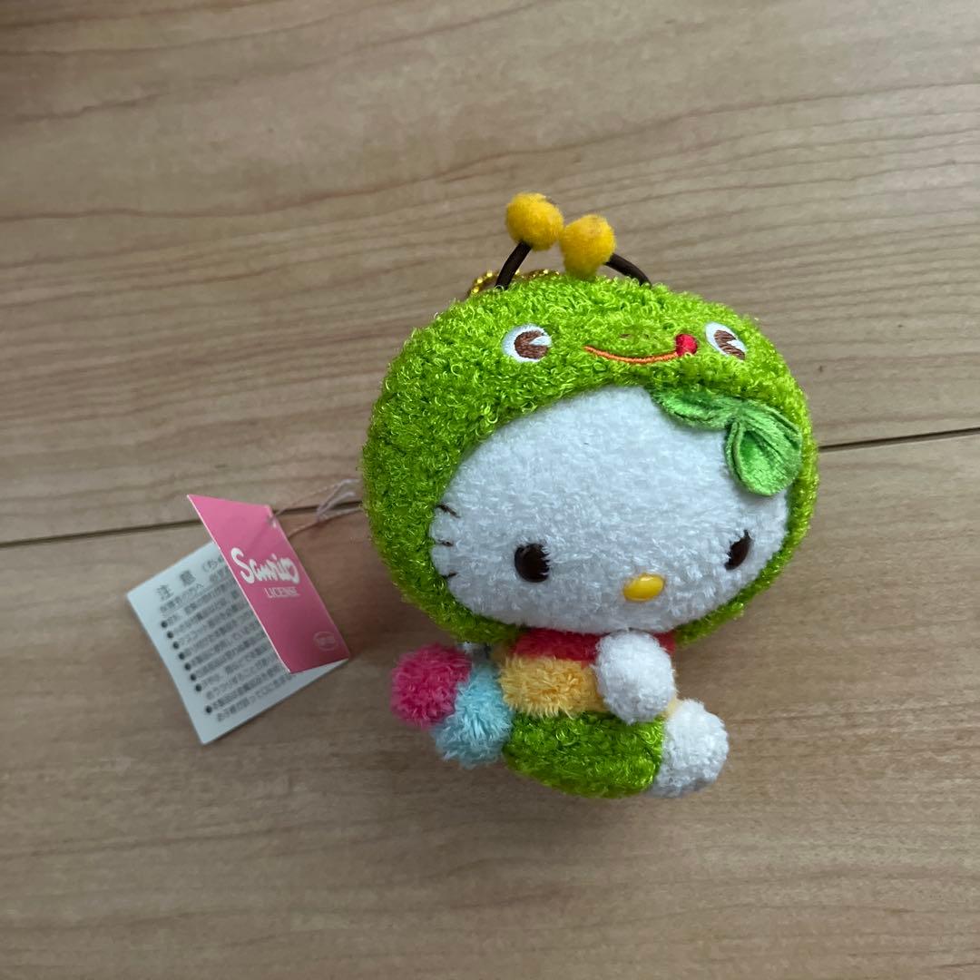 ハローキティカラフルパグマスコット　あおむし