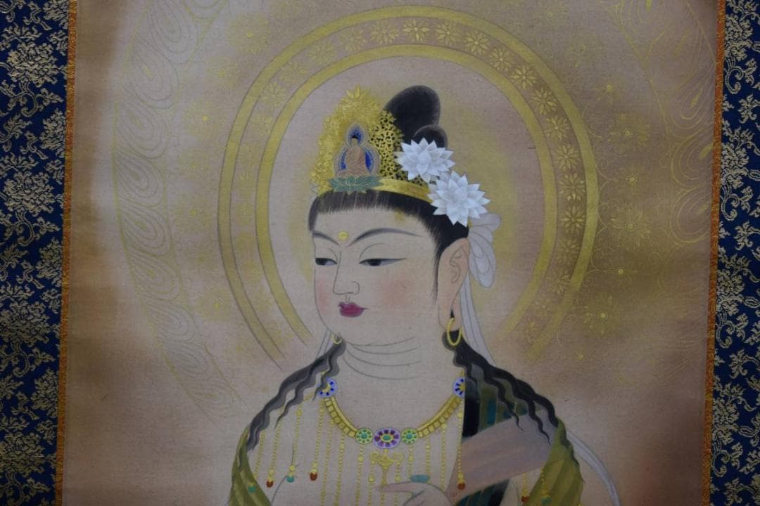 真作/萱島青潮/観世音菩薩図/桐共箱付/布袋屋掛軸HE-346