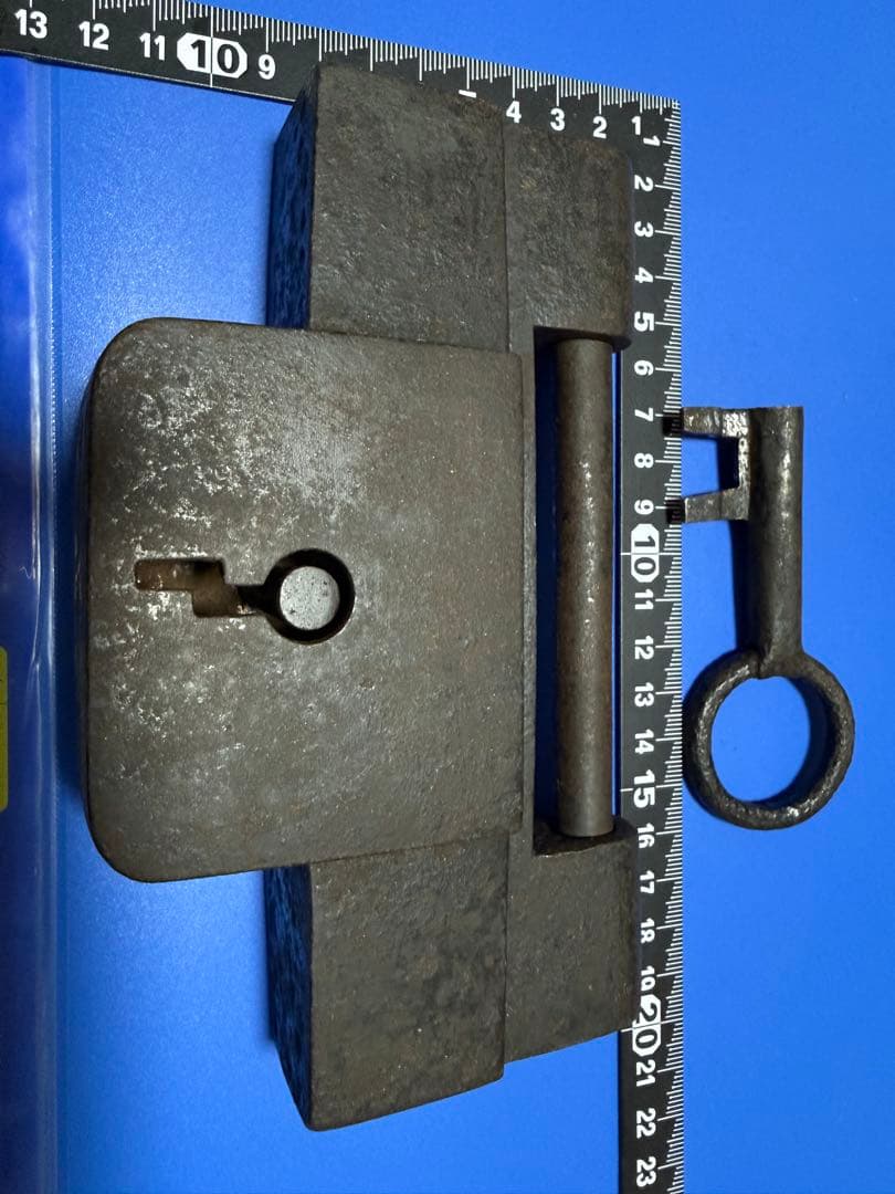 骨董 鉄製和錠 錠前 鍵 アンティーク 江戸 明治 大正 和鍵