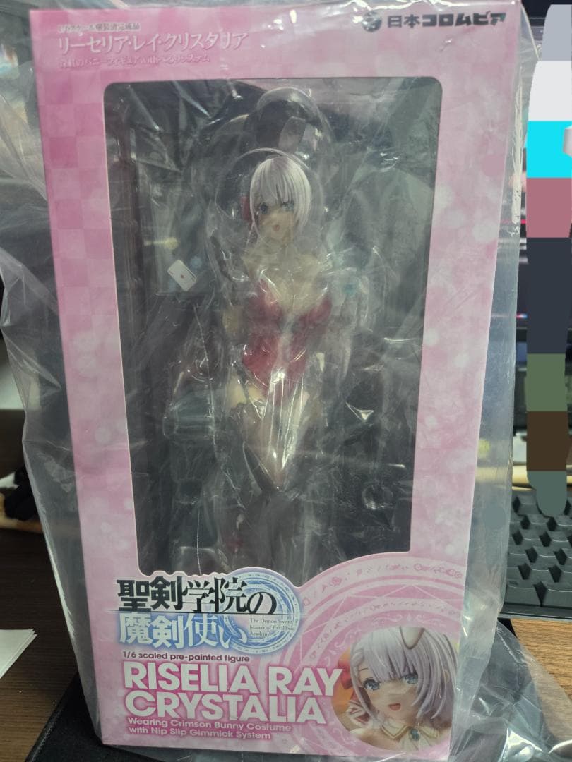 聖剣学院の魔剣使い リーセリア・レイ・クリスタリア 深紅のバニーフィギュア