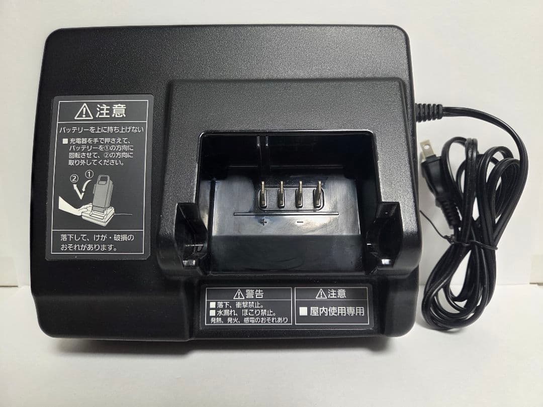 Panasonic 電動自転車バッテリー充電器 NKJ069Z1【used品】
