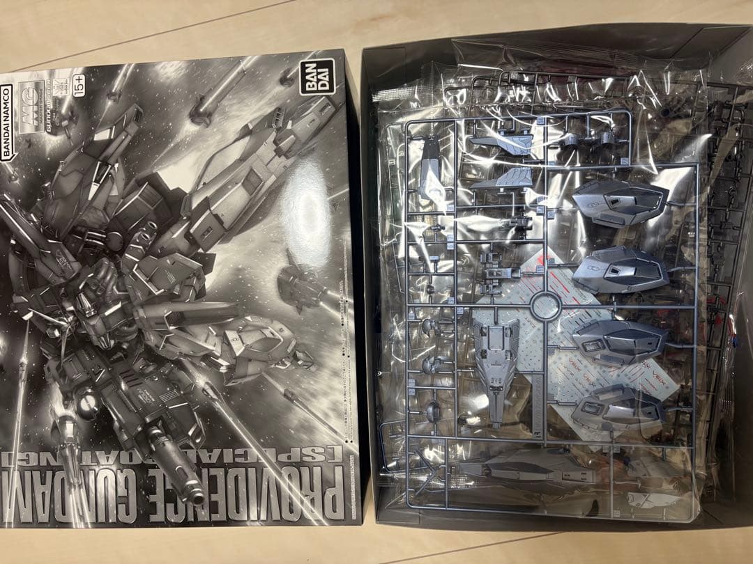【新品・未開封】MG プロヴィデンスガンダム　スぺシュルコーティング