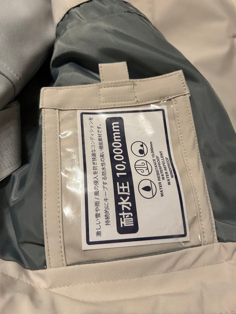 スノーボードウェアー　ジャケット＆パーカーセット売り　新品未使用