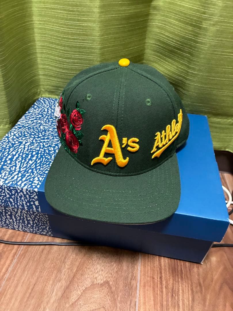 キャップ　グリーン　ピンク　メジャー　刺繍　アスレチックス　MLB ローズ　バラ