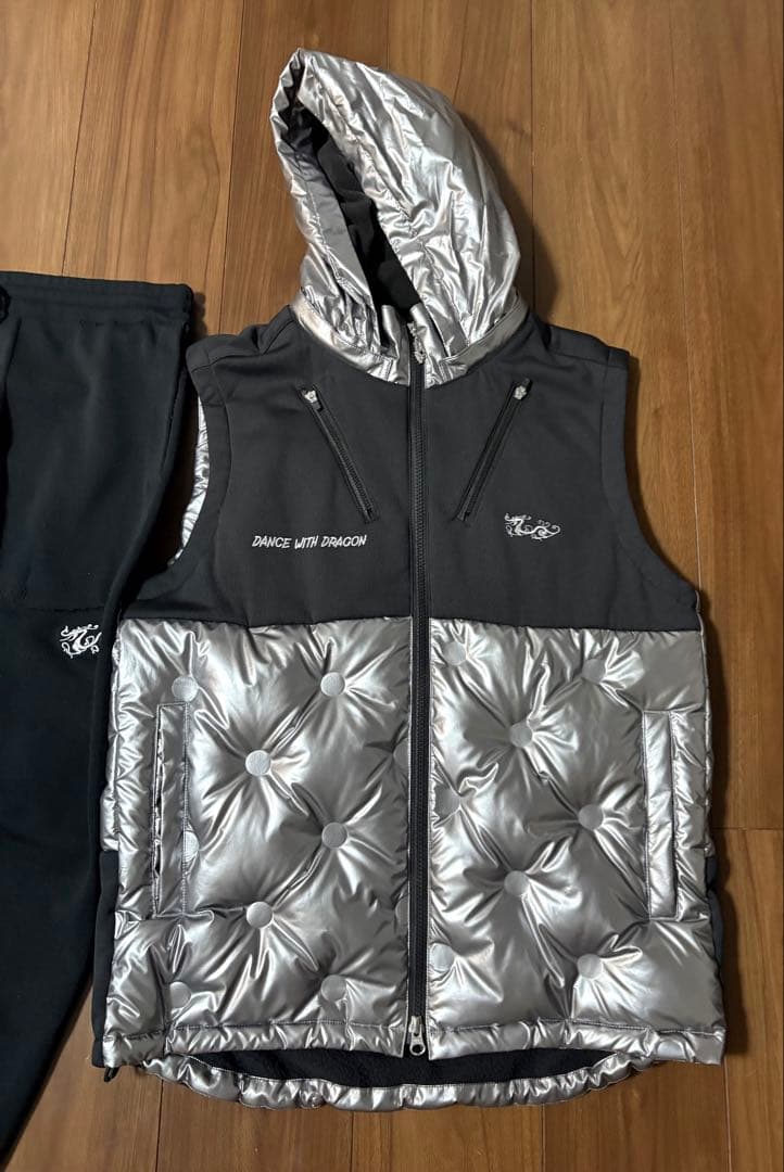 レア品　ダンスウィズドラゴン　ダウンベスト、ニットパンツセット　サイズL