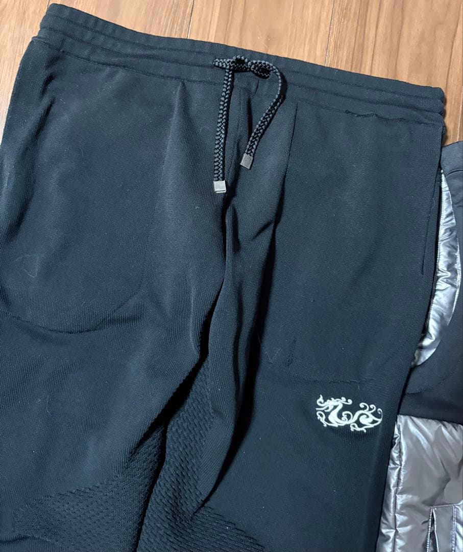 レア品　ダンスウィズドラゴン　ダウンベスト、ニットパンツセット　サイズL