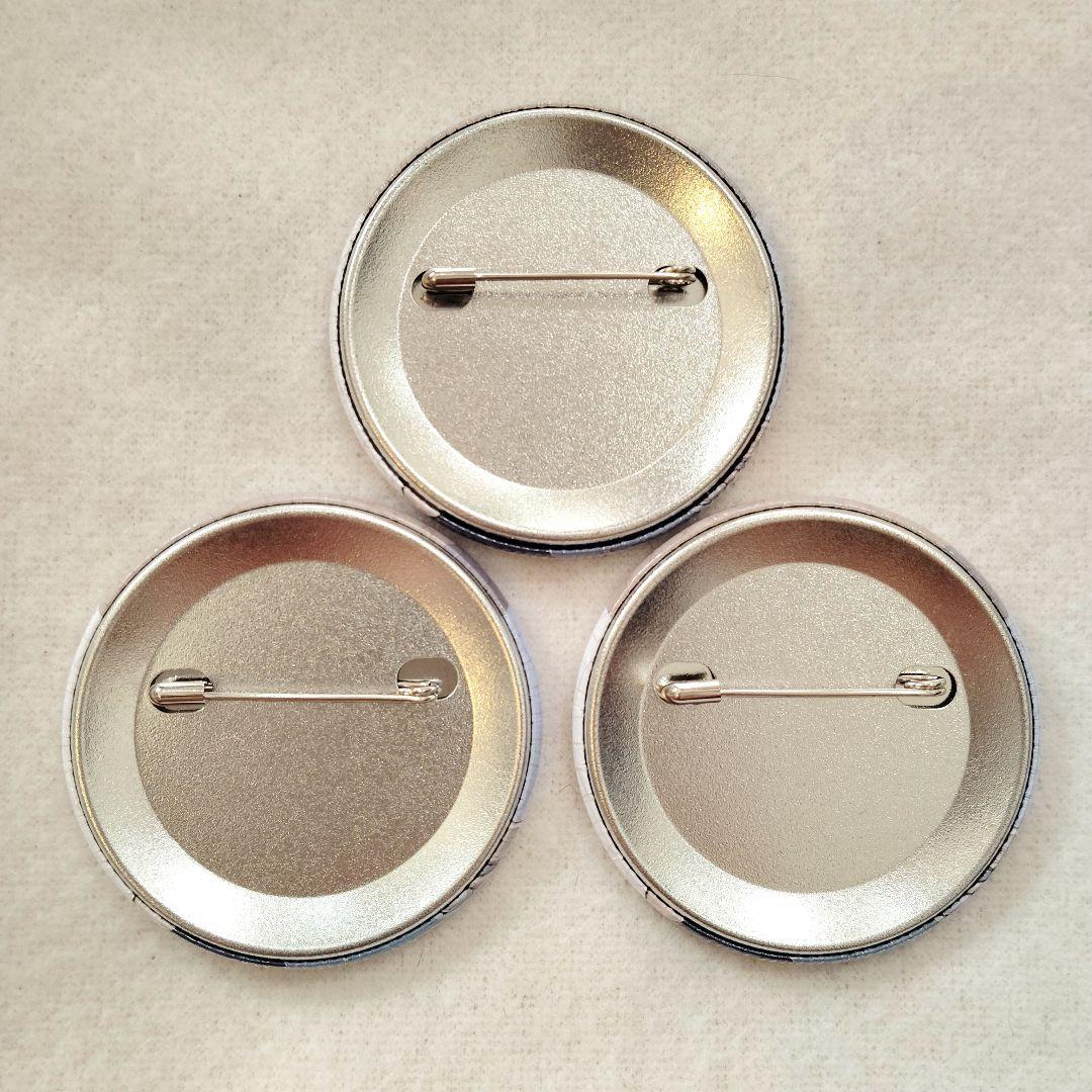 コンパス ローソンコラボ 鬼ヶ式うら 缶バッジ セット