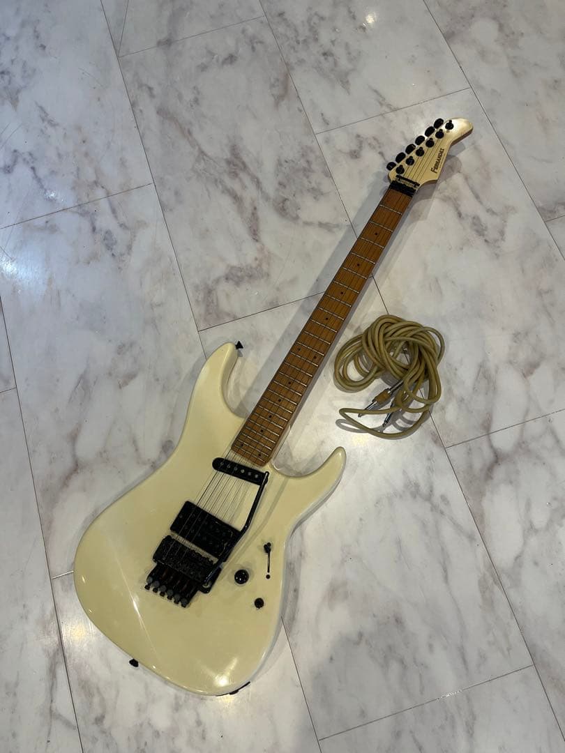 【美品】Fernandesフェルナンデス エレキギター　楽器