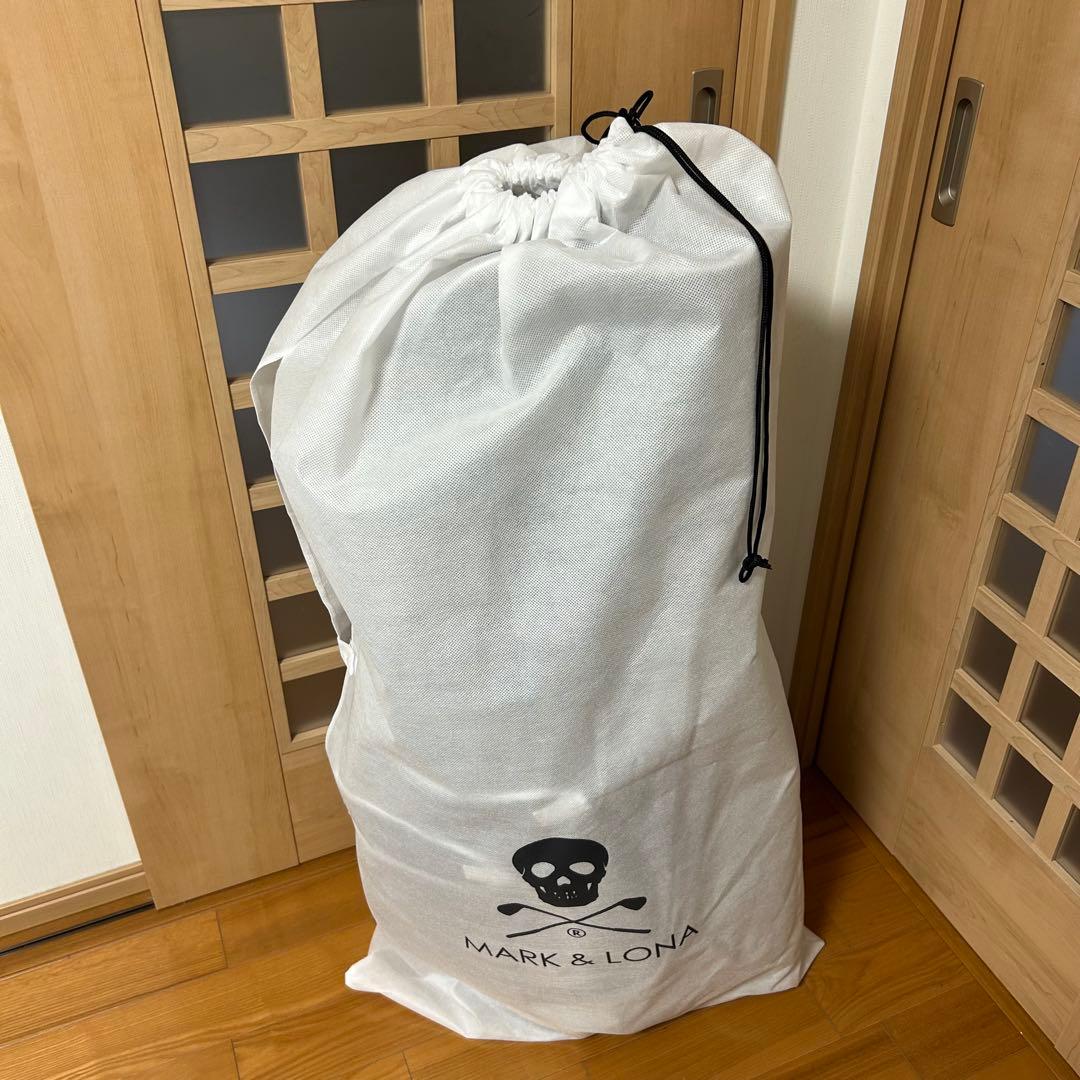 マークアンドロナ　マッシブキャディバッグ　ブラック　黒色