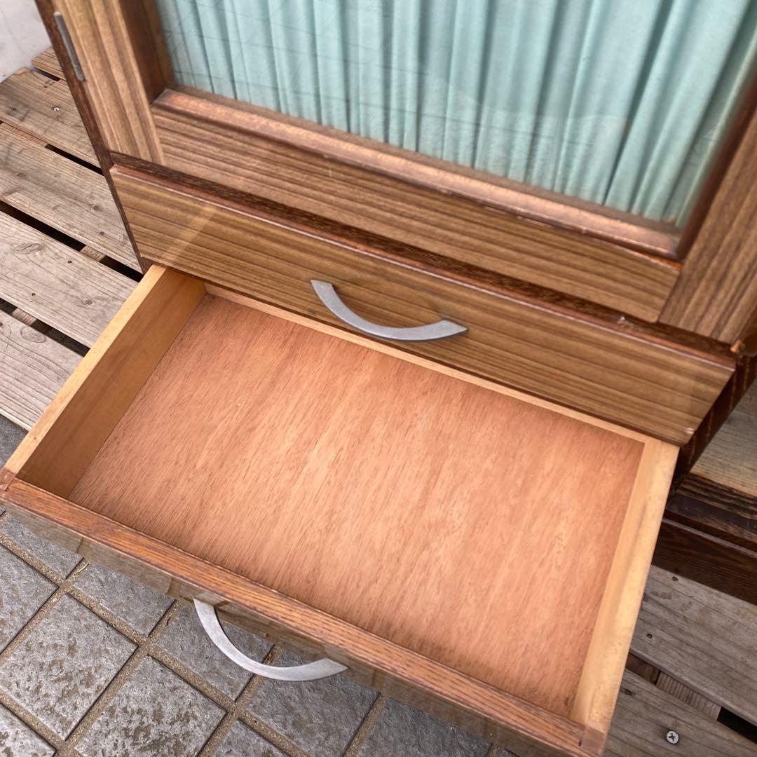 昭和レトロ 木目 飾り棚 茶箪笥 和家具 古民家 ミッドセンチュリー カーテン付