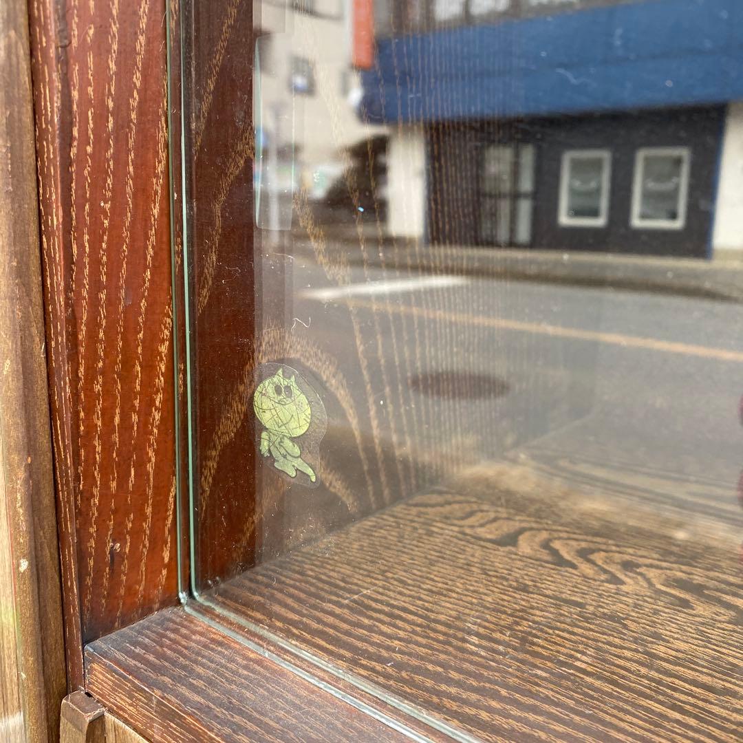 昭和レトロ 木目 飾り棚 茶箪笥 和家具 古民家 ミッドセンチュリー カーテン付