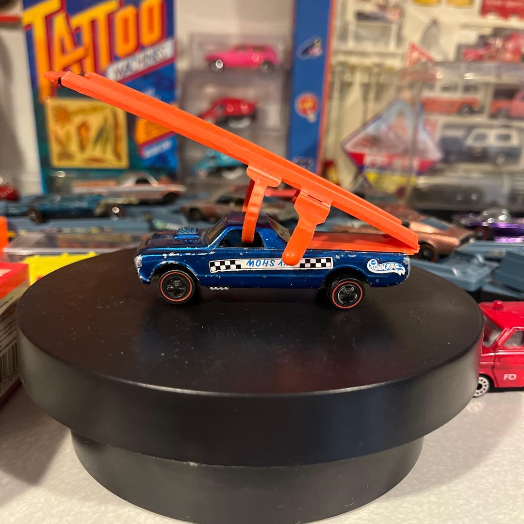 ミニカー hotwheels skyshow custom fleetside