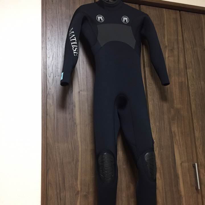 ウエットスーツ