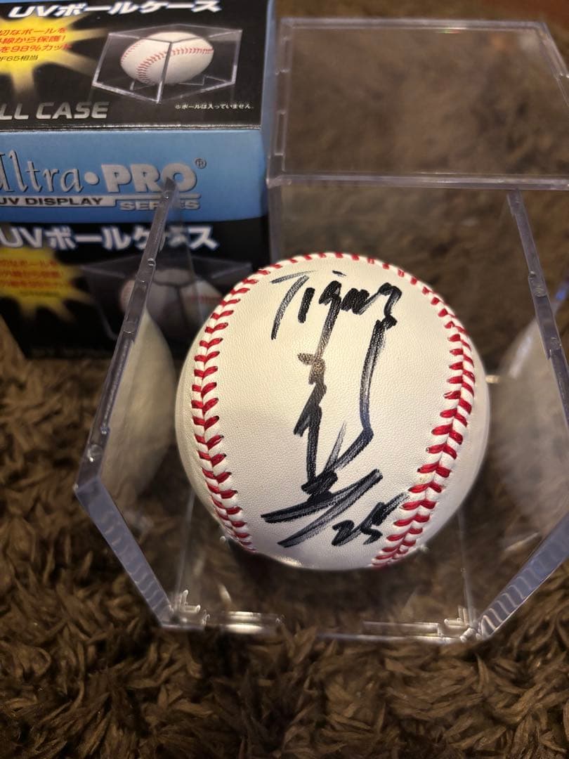 阪神タイガース　直筆サインボール５個セット　ボールケース5個付き