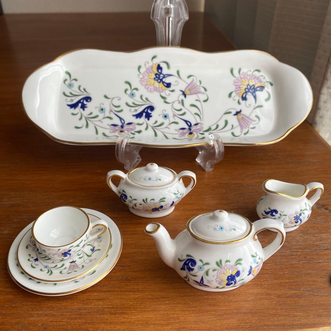 コールポート ベイジェント　青い小花　ミニチュア　ティーセット