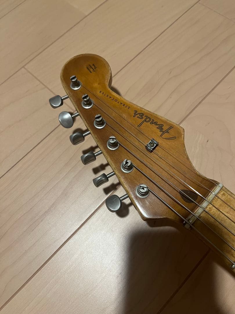 fender Japan ストラトキャスター