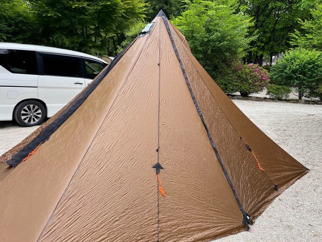 とし　シークアウトサイド　レッドクリフ　ブラウン