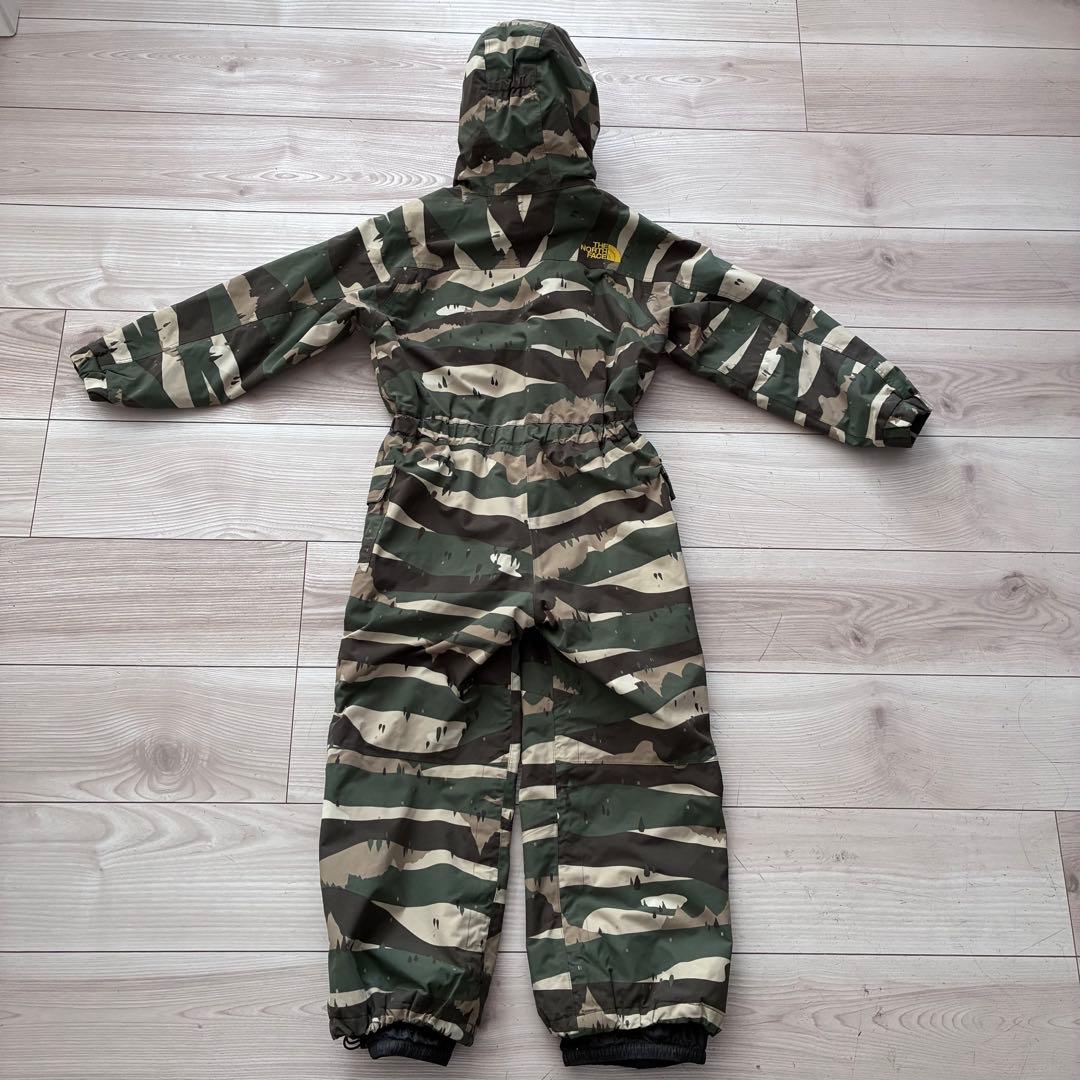 THE NORTH FACE 迷彩 スキーウェア 120 ノースフェイス　防寒着