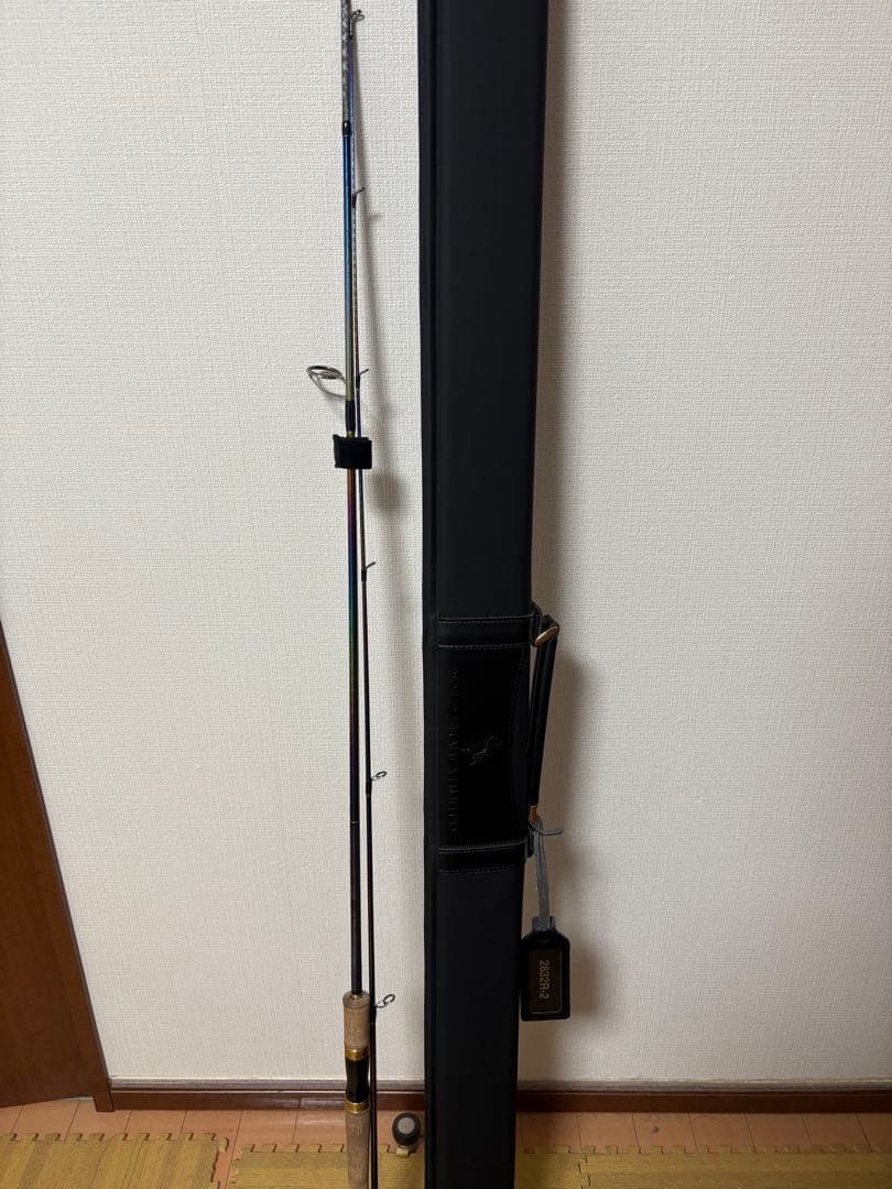 シマノ ワールドシャウラリミテッド 2832R-2 スピニング 2ピース