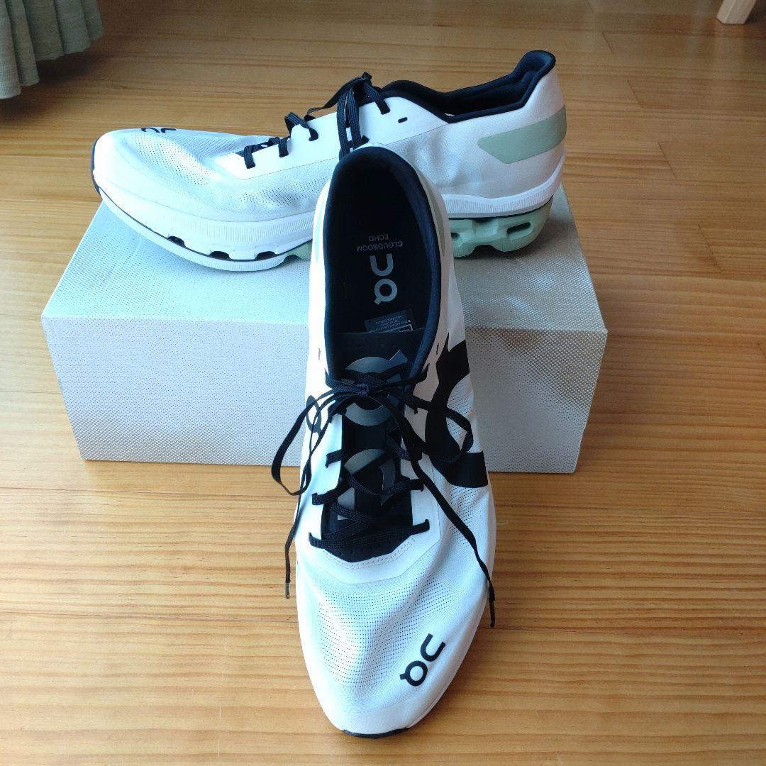 On クラウドブームエコー 28cm オン ランニング
