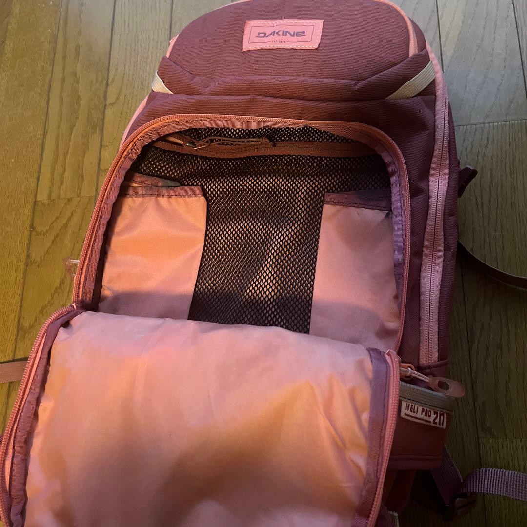 DAKINE HELI PRO 20 バックパック ピンク