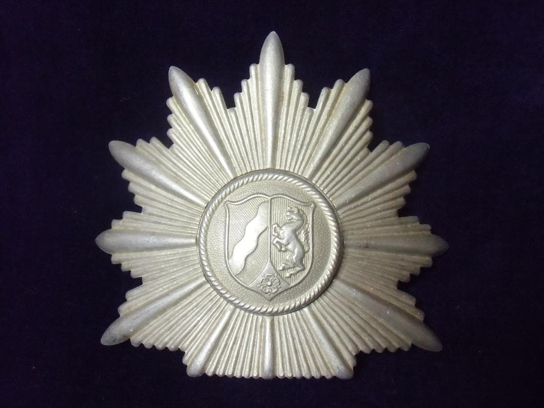 ＢＰドイツ/ノルトライン・ヴェストファーレン州＊警察シャコ帽章（実物）