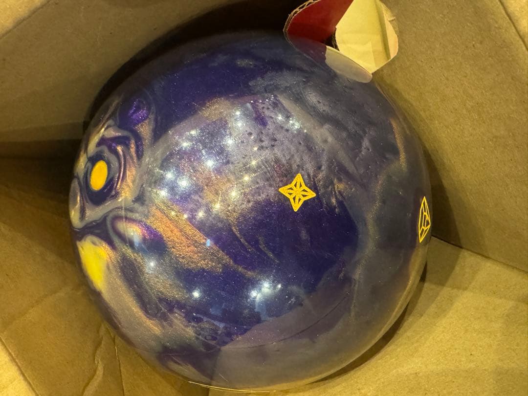 新品 Vintage GEM ボウリングボール