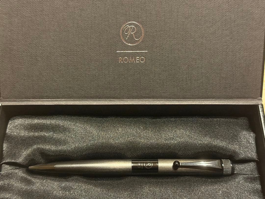 ロメオ ROMEO No．3 ボールペン 細軸　ファインブラッシュ　ガンメタル