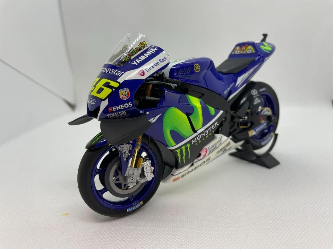 604-004 ミニチャンプス 1/12 ヤマハ YZR-M1 MotoGP
