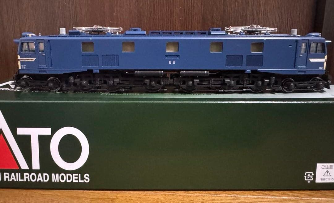 KATO 1-324 EF58(ツララ切り付・ブルー) HO