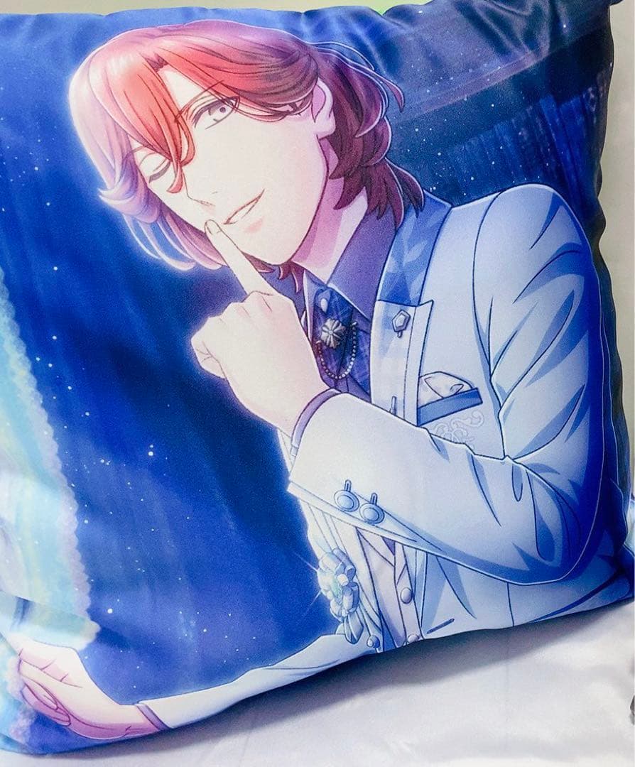 うたプリ　シャニライ　クッション