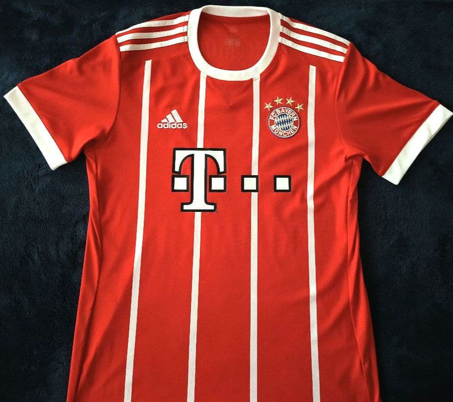 【本日限定】バイエルン キミッヒ 17/18 ユニフォーム Mサイズ